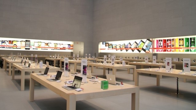 apple-store-dentro2