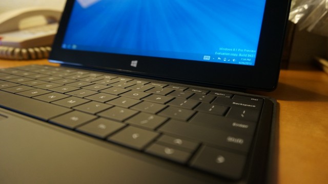 Surface Pro com Windows 8.1 Preview.