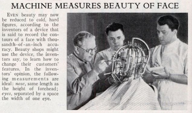  Max Factor (à esquerda) e seus assistentes analisam, em 1933, o rosto de uma mulher. Via ModernMechanix.com.