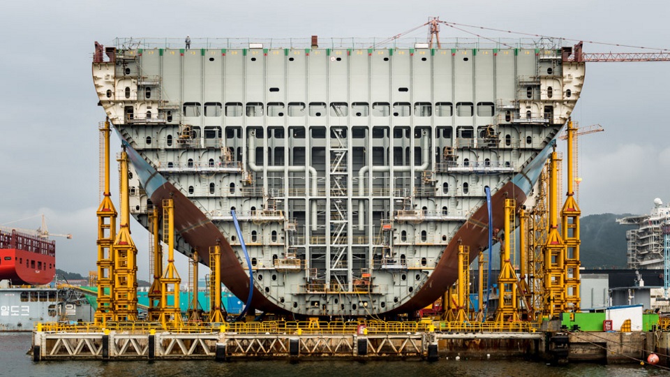 http://gizmodo.uol.com.br/wp-content/blogs.dir/8/files/2014/09/Maersk-Triple-E-5.jpg