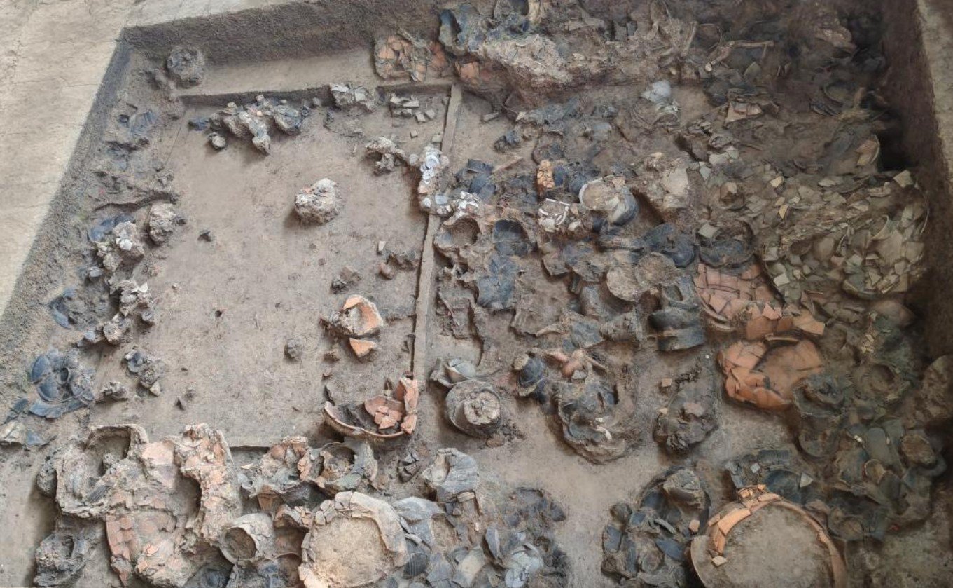 Arqueólogos descobrem na China tumba de rei pré histórico de 5 000 anos