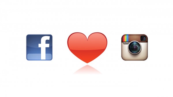 Facebook ama Instagram.
