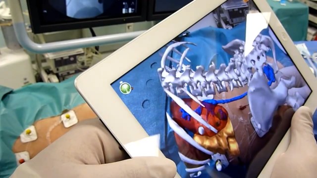 iPad na sala de cirurgia.