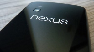 Nexus 4: sóbrio.