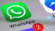 Logotipo do WhatsApp em um smartphone