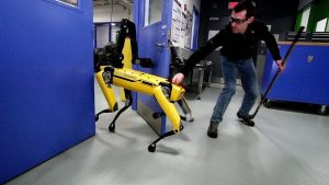 Cachorro robótico Spot, da Boston Dynamics