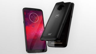 Ilustração do Moto Z3 ao lado do módulo 5G