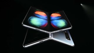 Imagem do smartphone dobrável Galaxy Fold