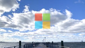 Logotipo do Windows sobre a nuvem
