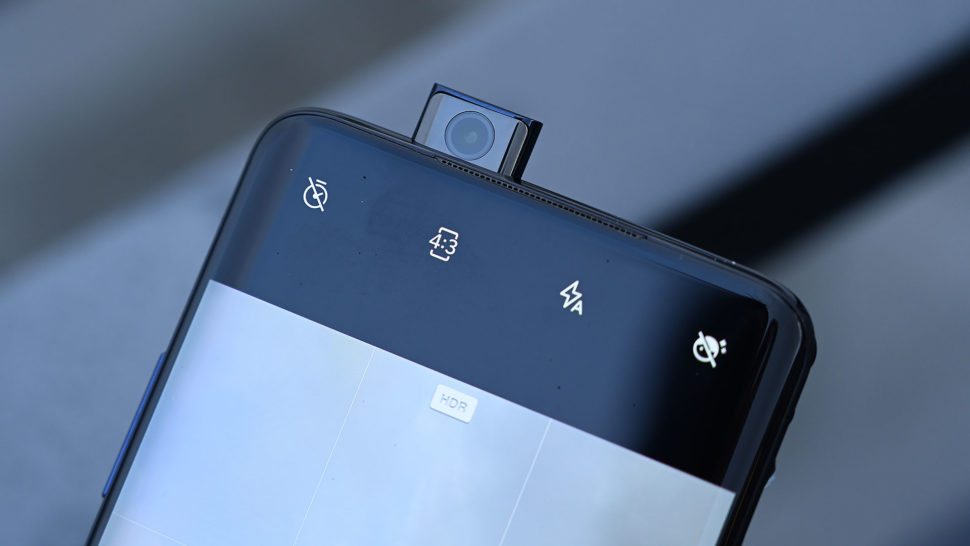 Câmera selfie pop-up do OnePlus 7 Pro