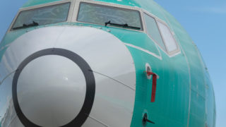 Detalhe do bico de um avião Boeing 737 Max