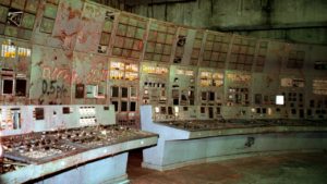 Sala de controle do reator nº 4 da Central Nuclear de Chernobyl