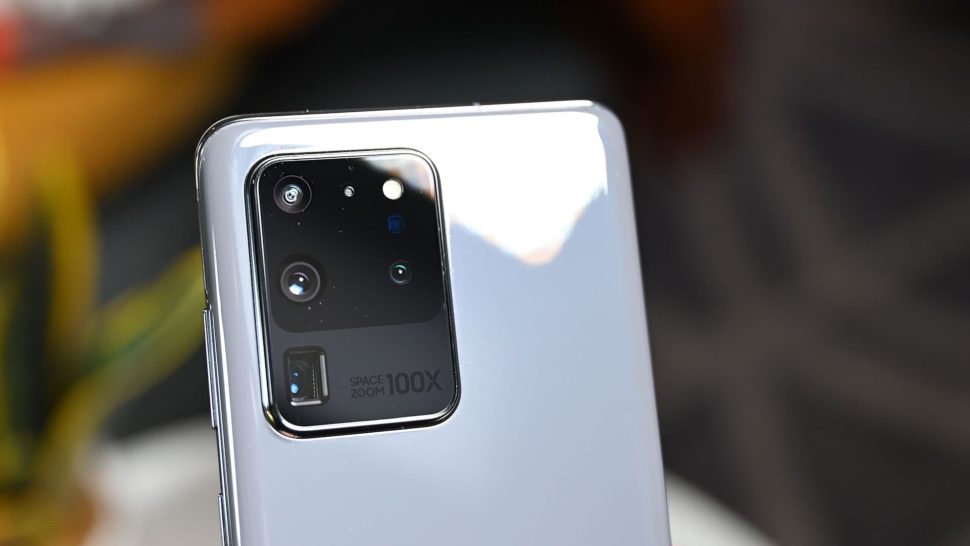 Detalhe da câmera do Galaxy S20 Ultra