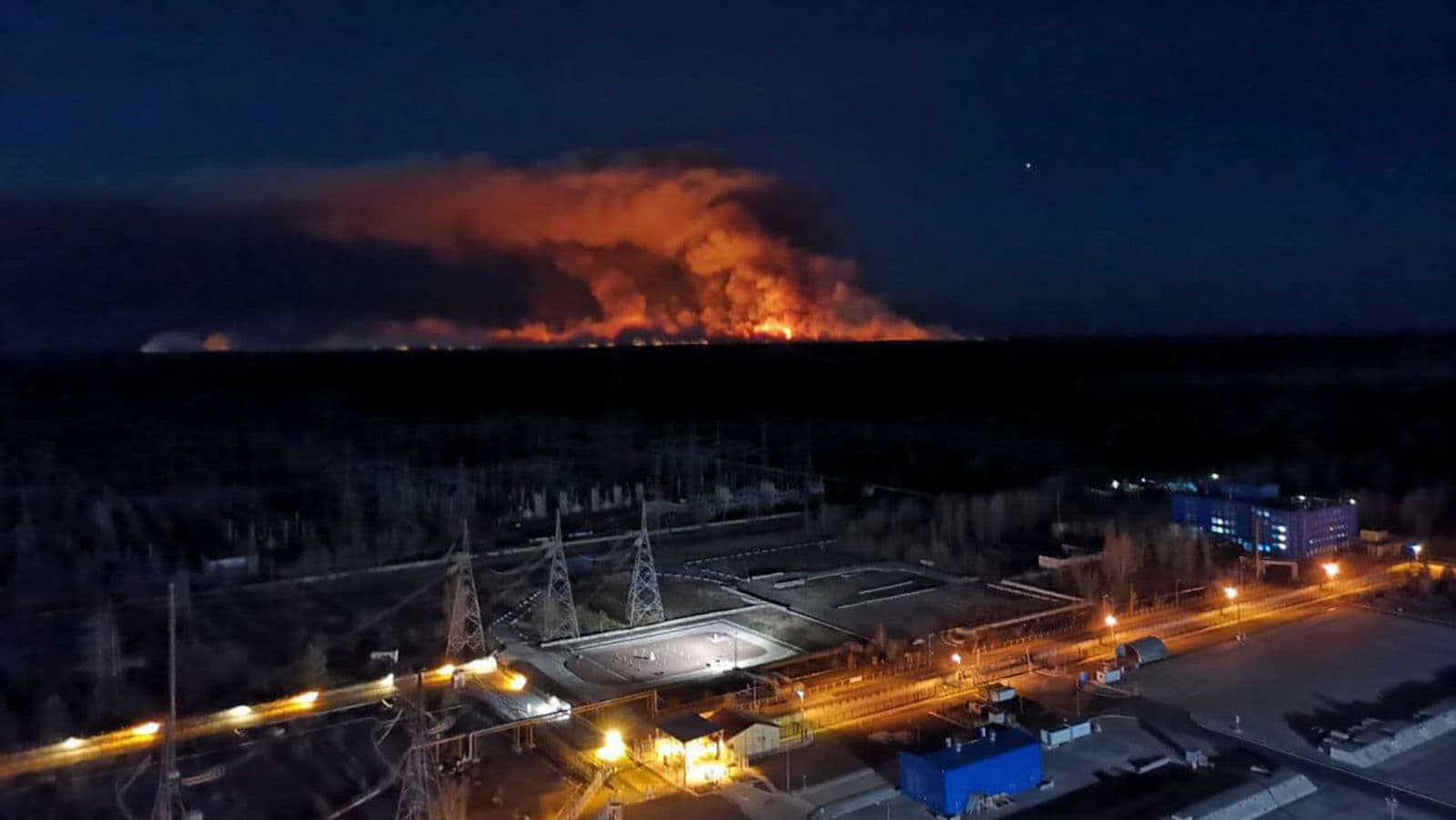Incêndios se aproximaram da central de Chernobyl na sexta-feira, 10 de abril de 2020