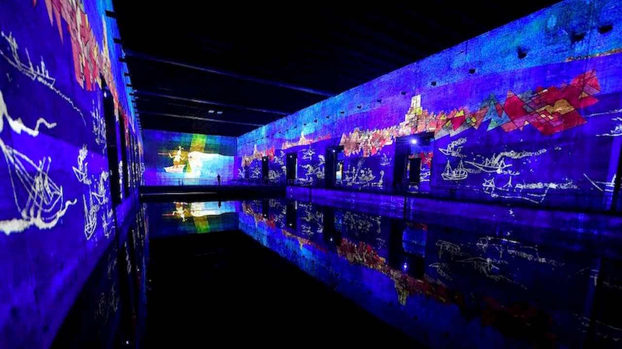 Galeria de arte digital Bassins de Lumières, em Bordeaux, França