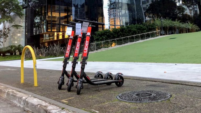 Patinetes da Uber em São Paulo