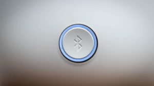 Botão com logotipo do Bluetooth. Crédito: Omar Torres/Contributor (Getty Images)