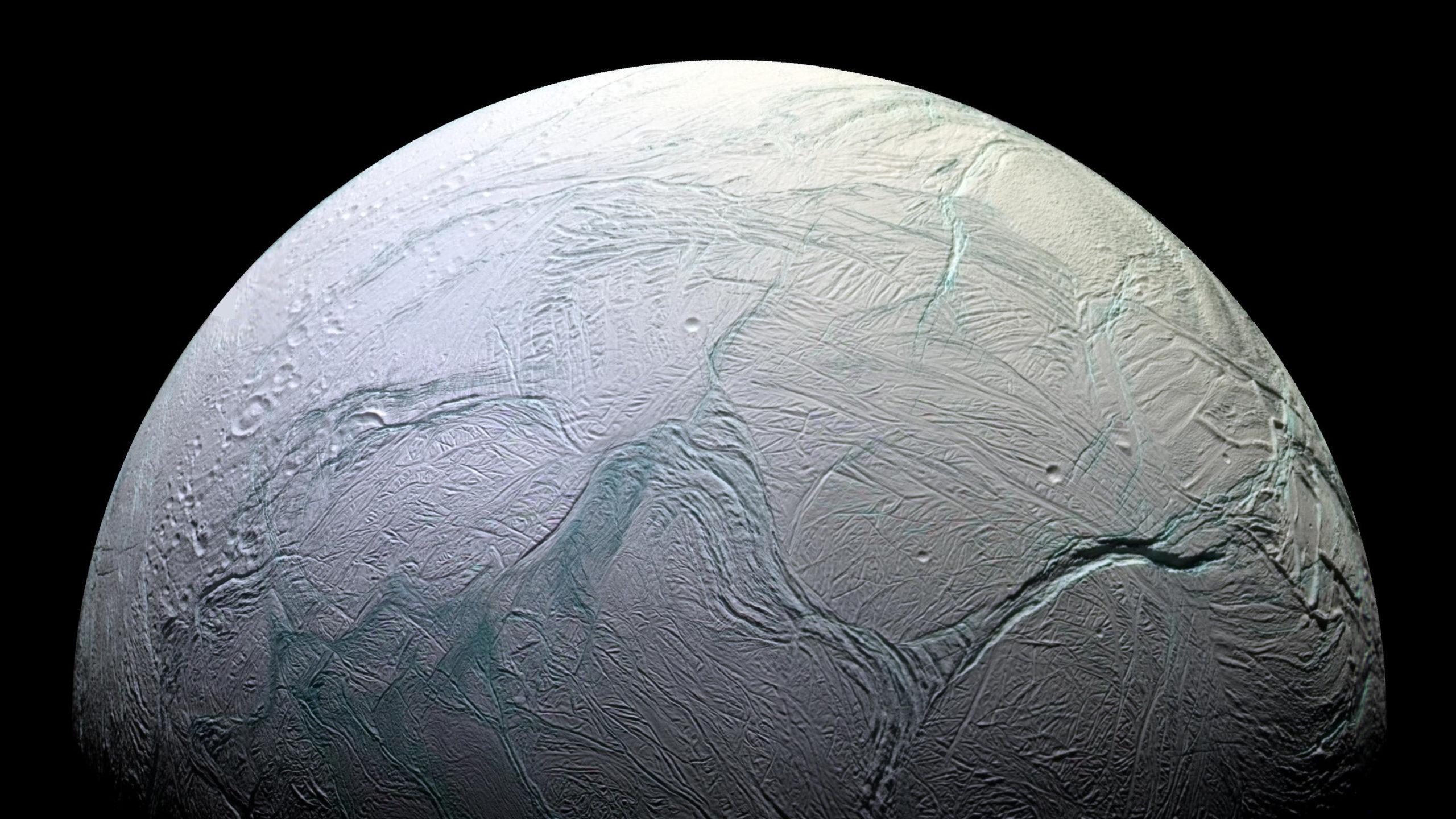 A lua Encélado, de Saturno. Crédito: NASA