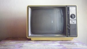Técnicos encontram estranha interferência em aparelho antigo de TV. Crédito: pxhere/CC