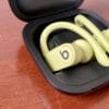 Beats Powerbeats Pro Review. Imagem: Caio Carvalho (Gizmodo Brasil)