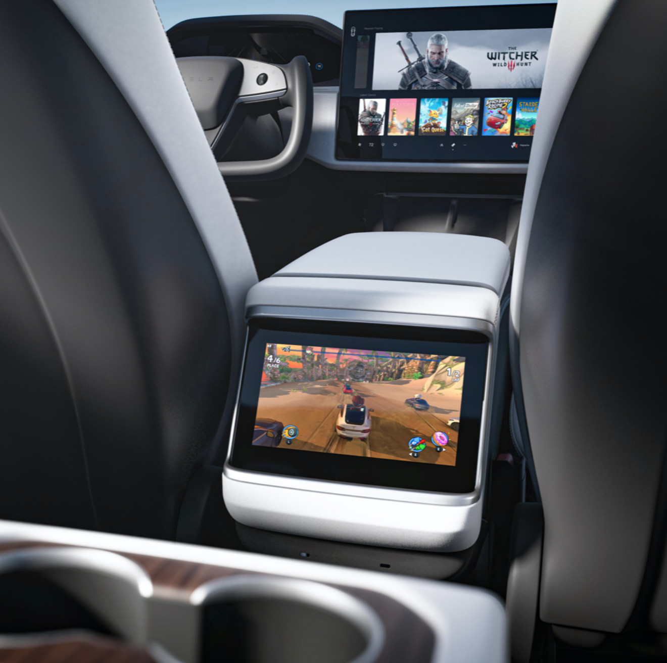 Origin desenvolve um PC Gamer topo de linha dentro de um mini carro da Tesla