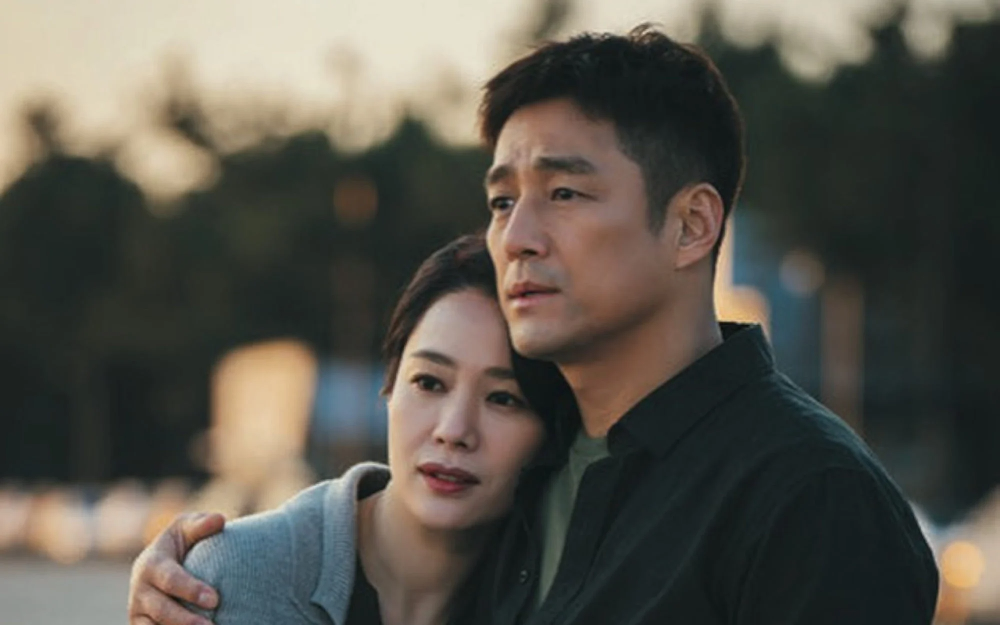 Kim e Ji Jin-hee no romance Undercover. Imagem: JTBC