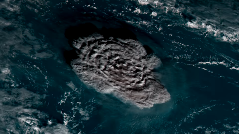 Erupção Vulcão Tonga
