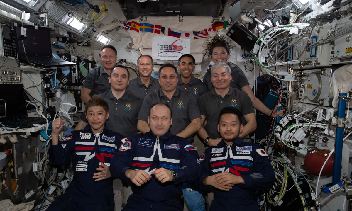 Astronauta revela tensão entre americanos e russos a bordo da ISS