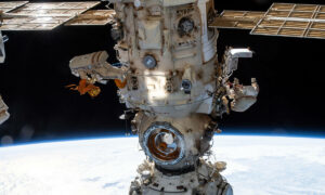 Rússia anuncia que vai se retirar da Estação Espacial Internacional