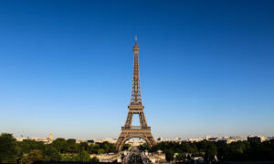 Torre Eiffel acumula prejuízos e pintura vai custar US$ 98 milhões