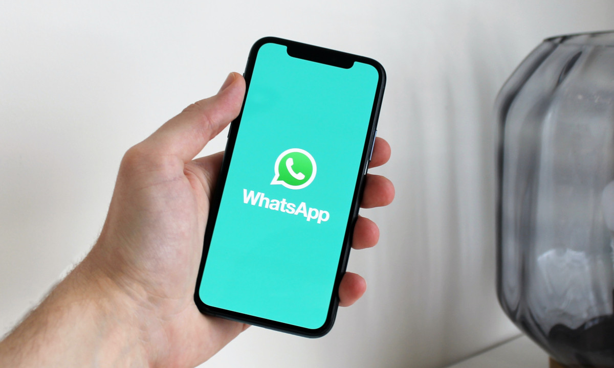 WhatsApp tem novidades, reações, novos limites para anexos e grupos