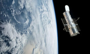 Ajuda entre telescópios: Hubble faz imagem infravermelha para o James Webb