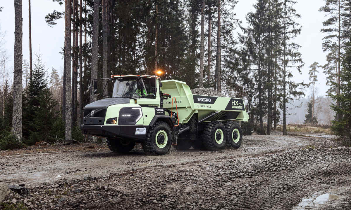 Volvo anuncia o primeiro caminhão articulado movido a hidrogênio
