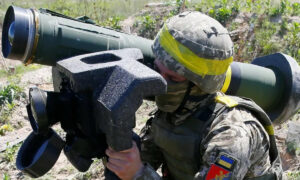 Conheça Javelin e NLAW, os mísseis que fazem a Ucrânia aguentar 4 meses de guerra