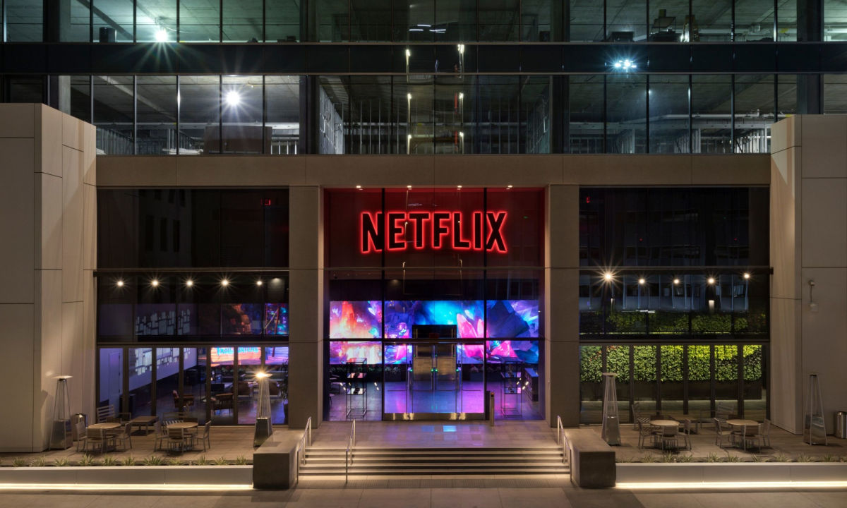 Netflix fecha parceria com Microsoft para assinatura barata com anúncios