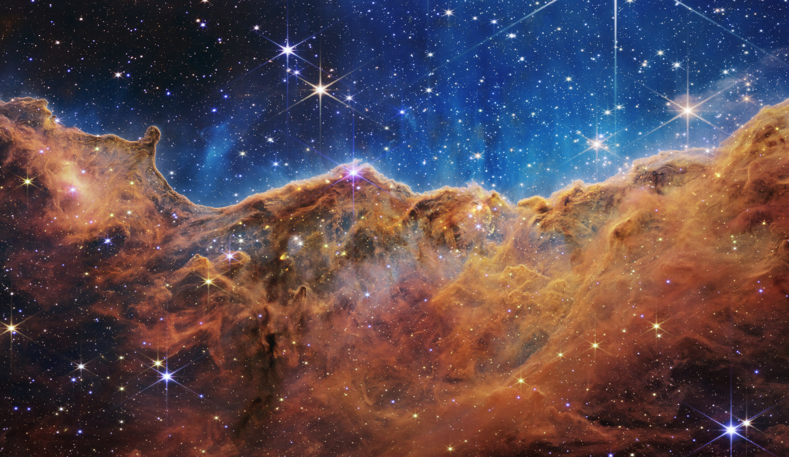 Imagem da Nebulosa Carina obtida pelo Telescópio Espacial James Webb está disponível em site da ESA.