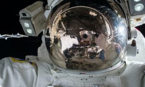 Astronautas aposentados serão aproveitados em viagens para a ISS