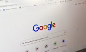 Google testa botão para jogar online nos resultados de pesquisa