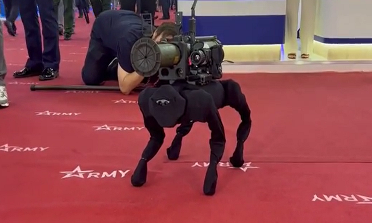 Um cachorro robô que lança foguetes; veja nova tecnologia militar russa