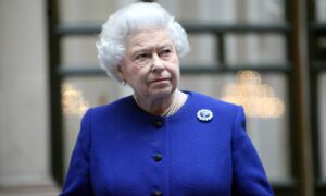 Família real é chamada para acompanhar rainha Elizabeth