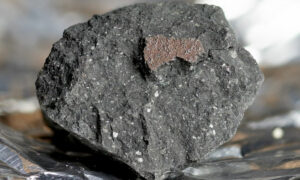 Cientista descobre água extraterrestre em meteorito caído no Reino Unido