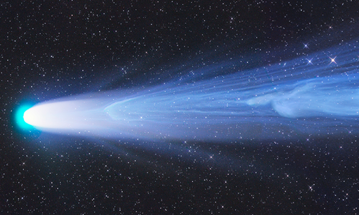 Cometa Leonard no dia de Natal vence como melhor foto de astronomia de 2022