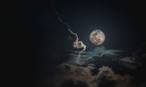 As piores fotos de Lua Cheia já postadas por internautas