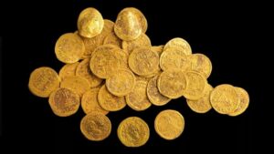 Moedas de ouro sólido do império bizantino são desenterradas em Israel