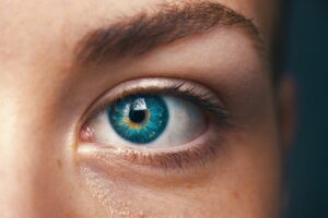 Exame nos olhos prevê risco de doenças no coração em segundos