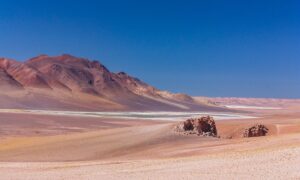 Telescópios, buraco gigante e ida a Marte: o que o deserto do Atacama tem de diferente?