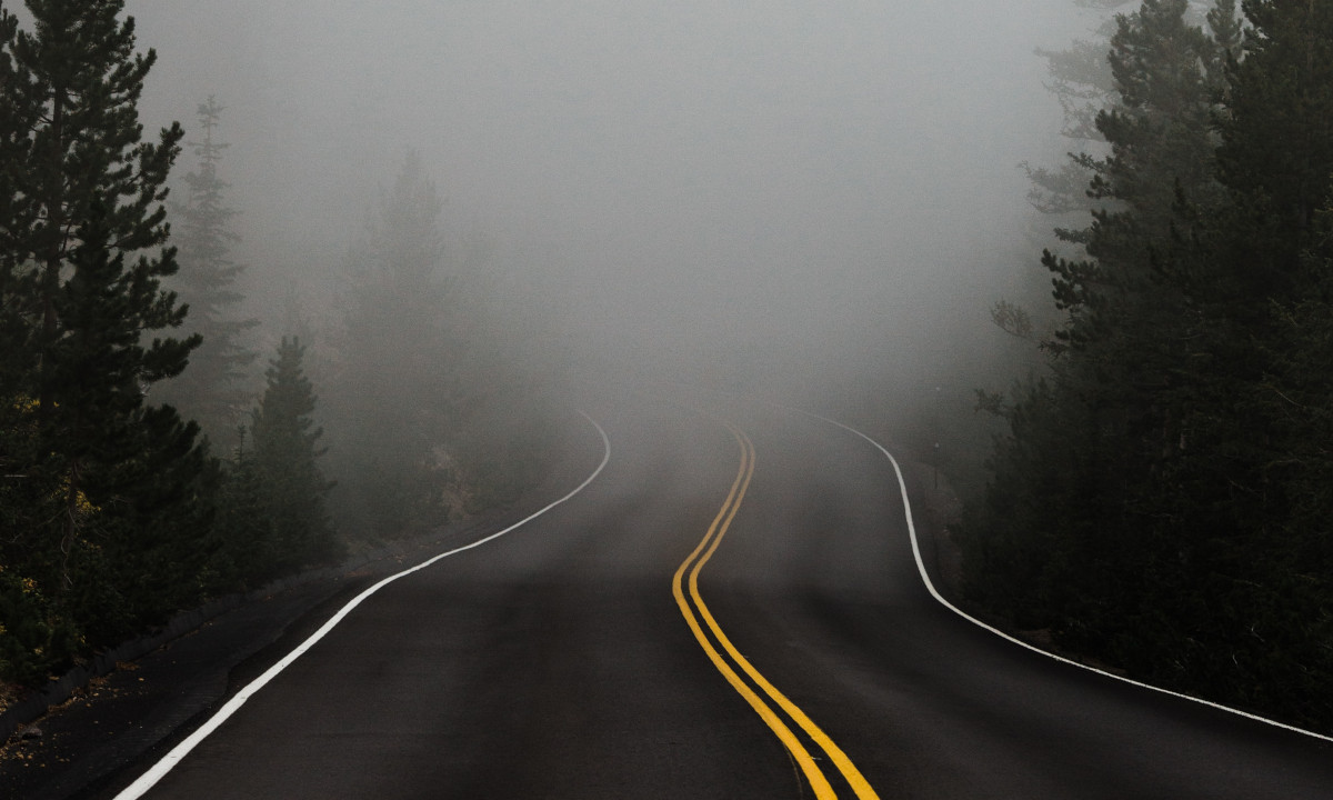 Efeito observado em buraco negro também afeta trânsito sob neblina