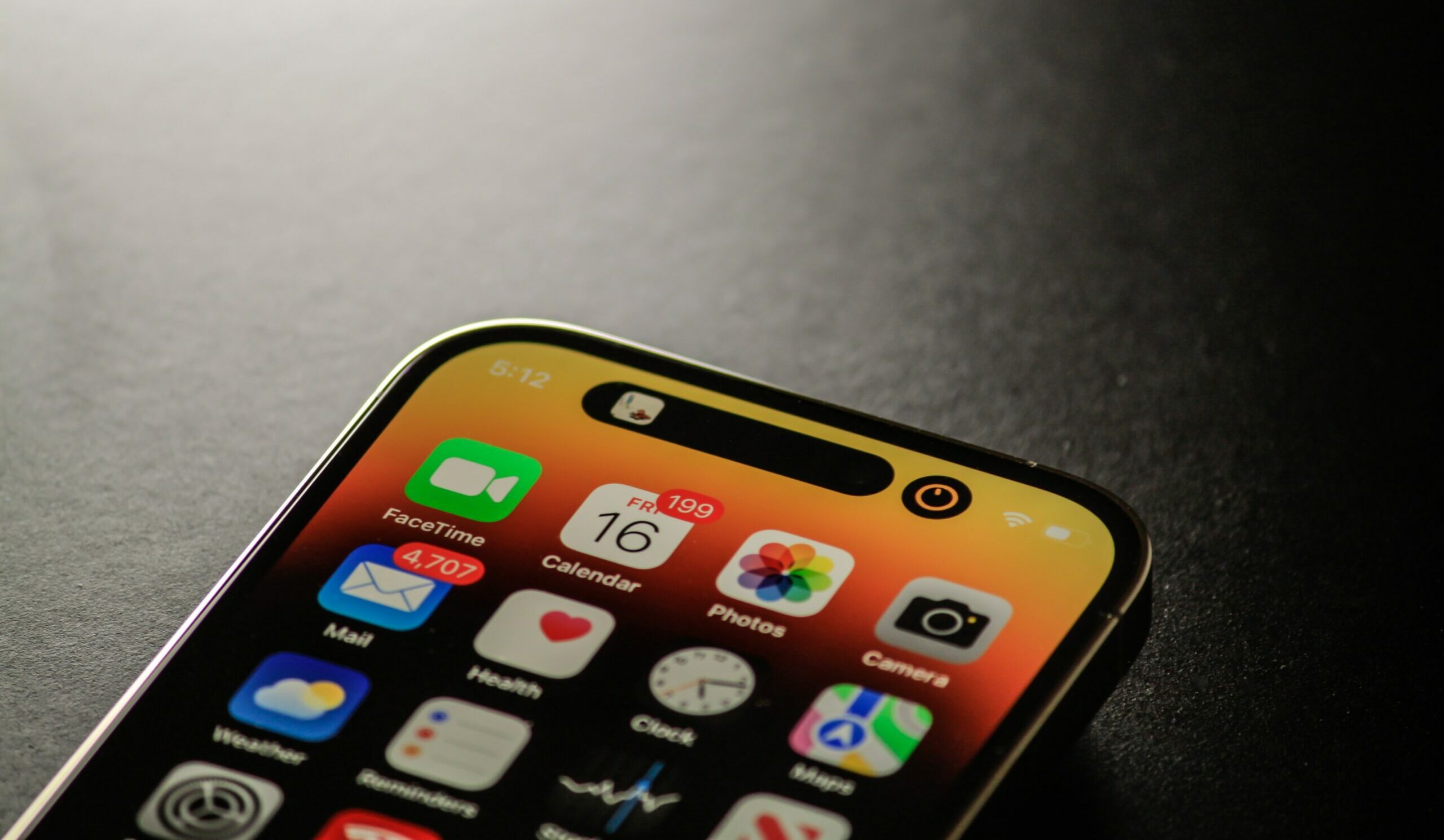 iPhone 14 aciona emergência sozinho quando usuário sobe na montanha russa