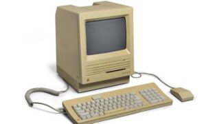 Macintosh de Steve Jobs vai a leilão com o disco rígido intacto