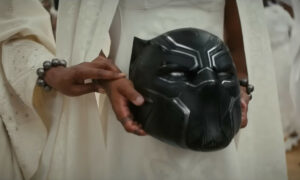 “Pantera Negra 2” ganha pôsteres individuais e vídeo de elenco elogiando Boseman